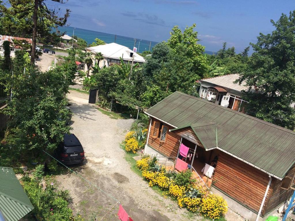 מחינג'אורי Wooden Cottage מראה חיצוני תמונה