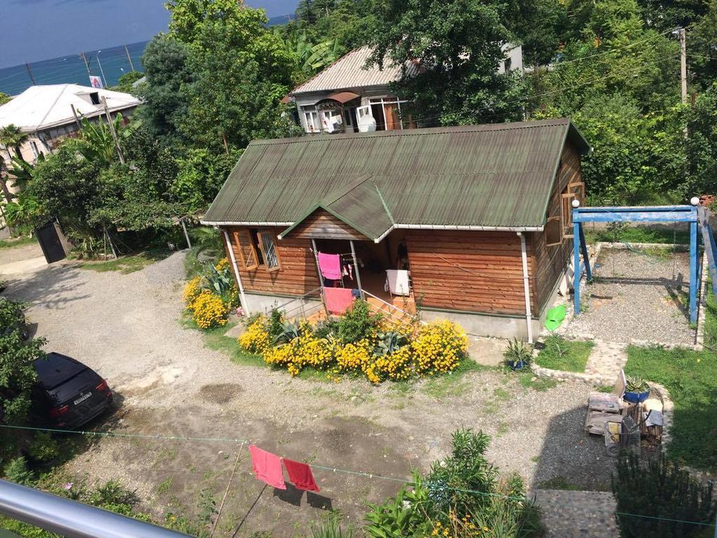 מחינג'אורי Wooden Cottage מראה חיצוני תמונה