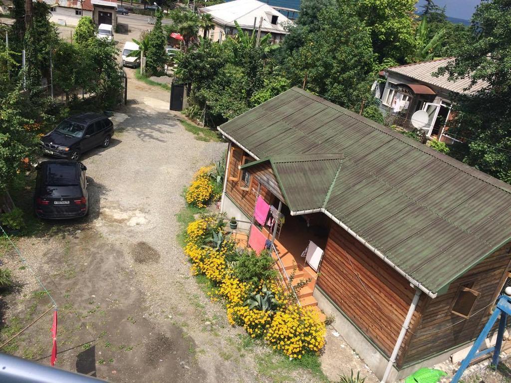 מחינג'אורי Wooden Cottage מראה חיצוני תמונה