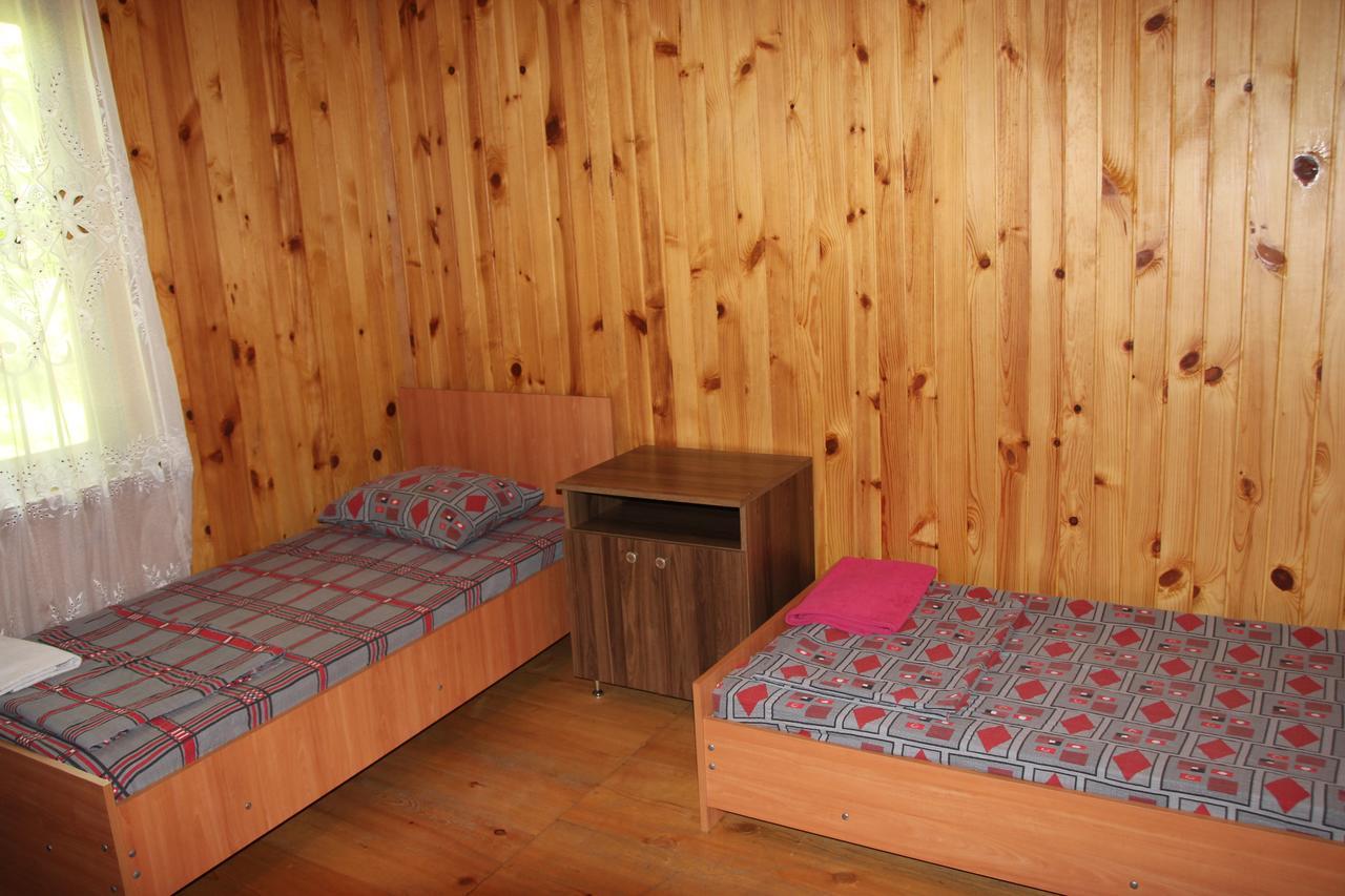 מחינג'אורי Wooden Cottage מראה חיצוני תמונה