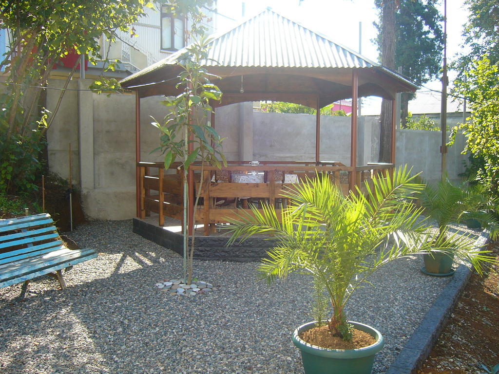 מחינג'אורי Wooden Cottage מראה חיצוני תמונה